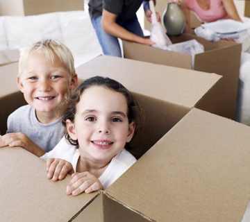 7 Ideas to Make Moving with Kids Fun